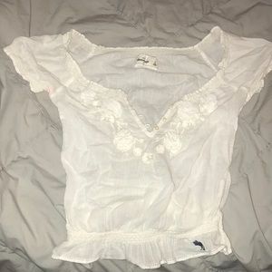 White scrunched Abercrombie top